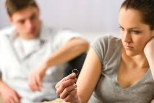 What is the role of the court in a divorce case in Lockport, NY?